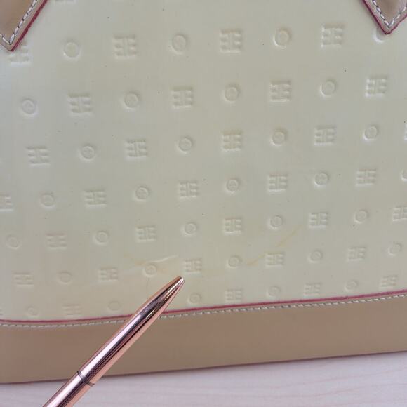 Arcadia Yellow Handbag - Picture 14 of 16